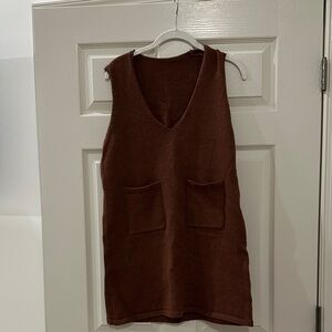 Brown Sleeveless Knit Top with Pockets